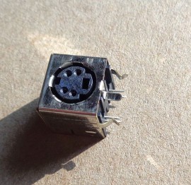 4 Polig DIN connector